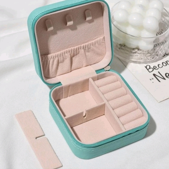 1pc Solid Color Jewelry Box, Modern Portable PU Plain Multifunction Jewelry Stor - Picture 4 of 4